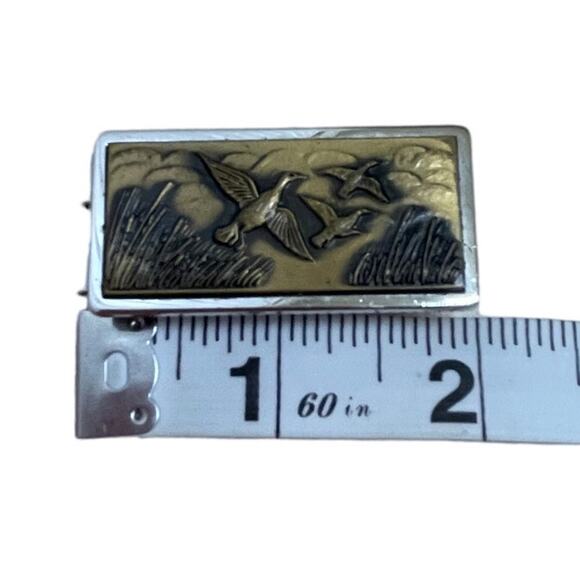 Vintage Anson Money Clip With Waterfowl Flying Ducks Excellent Condition - Picture 3 of 4